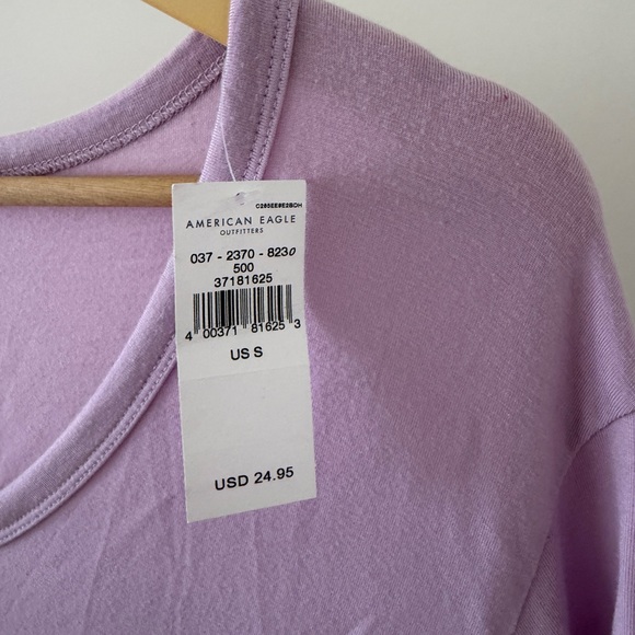 AE SOFT & SEXY VNECK Purple Size S NWT - Picture 2 of 6